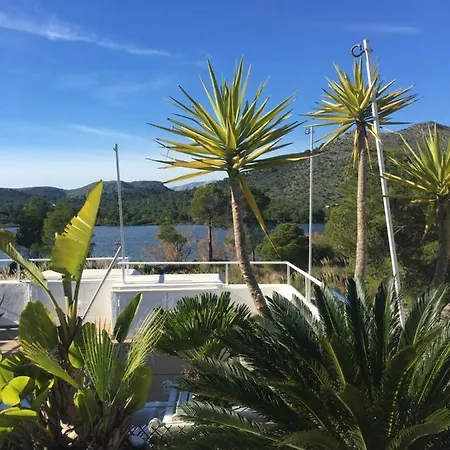 Beach Inn Apartment Διαμέρισμα