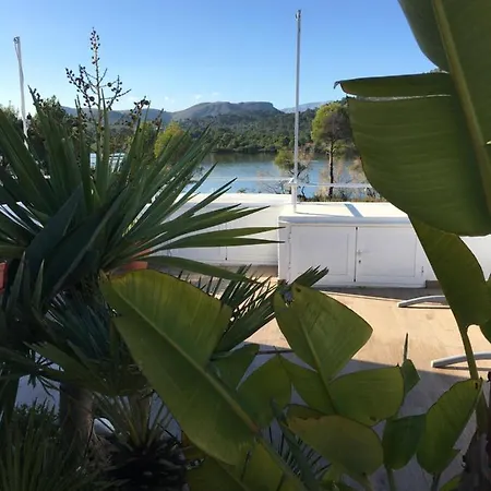 Beach Inn Apartment